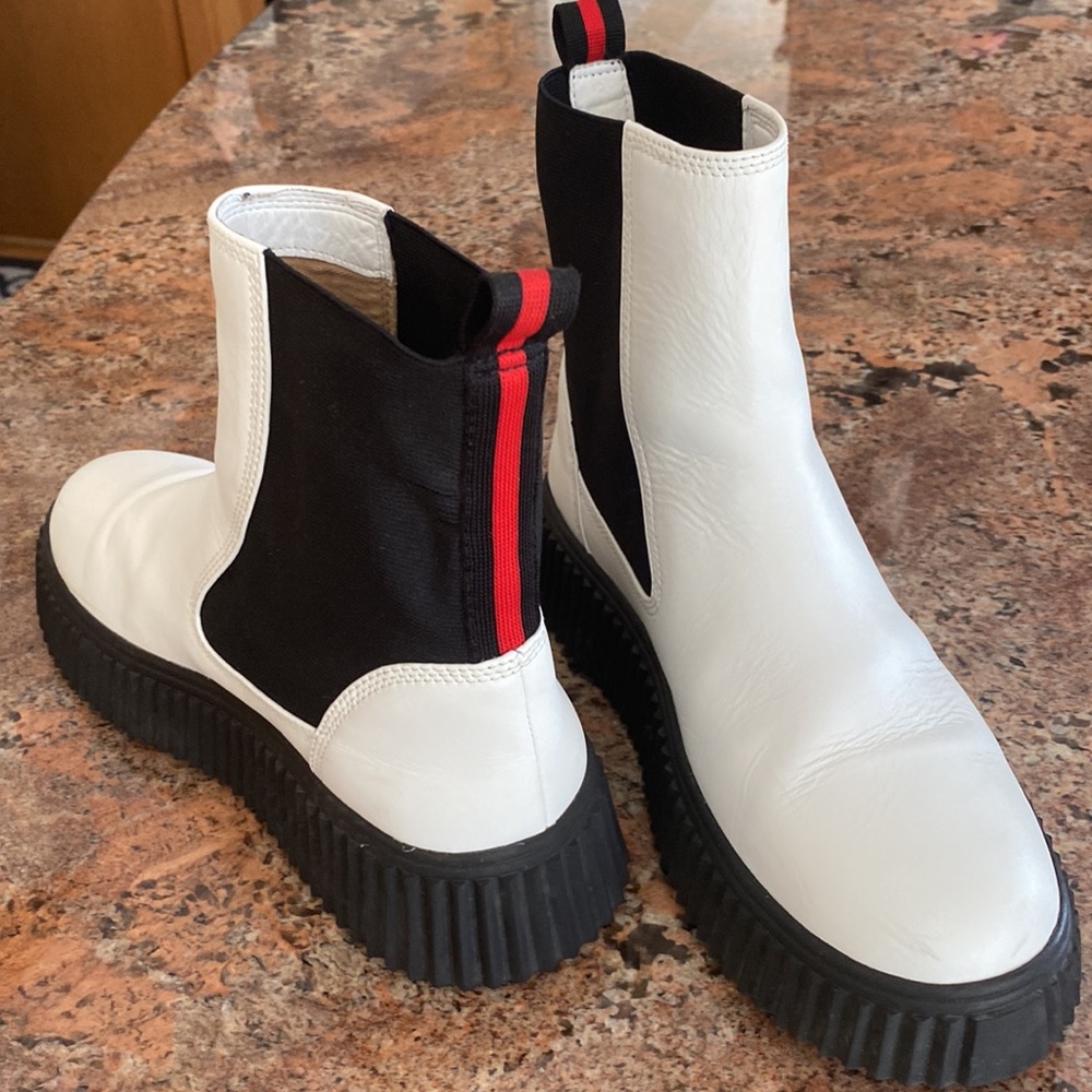 Chelsea boot - Picture 6 of 8